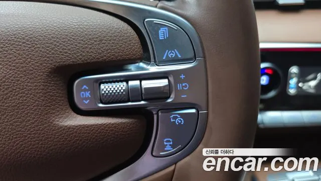 Genesis GV70 — Фото автомобиля 18