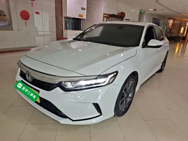 Фотография автомобиля — Honda Inspire