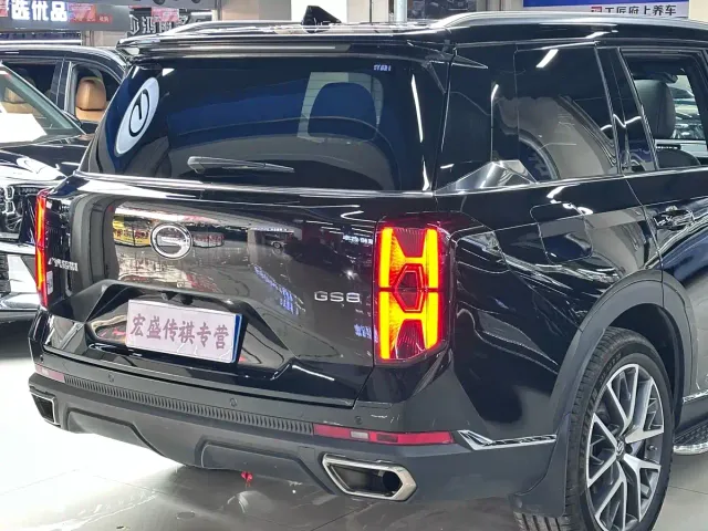 GAC Trumpchi GS8 — Фото автомобиля 9