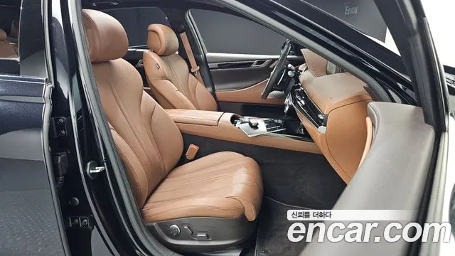 Genesis G80 Бензин 3.5 турбо AWD — Фото автомобиля 26
