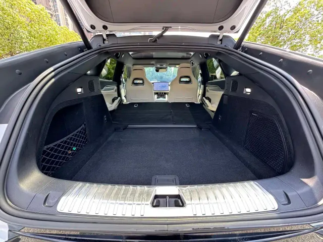 BYD Song L EV — Фото автомобиля 27