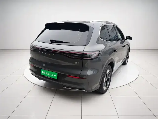 Geely Galaxy E5 — Фото автомобиля 4