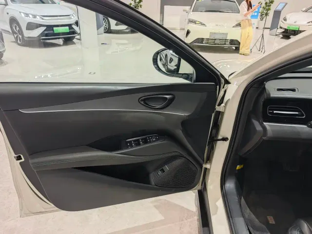 BYD Seal 06 — Фото автомобиля 4