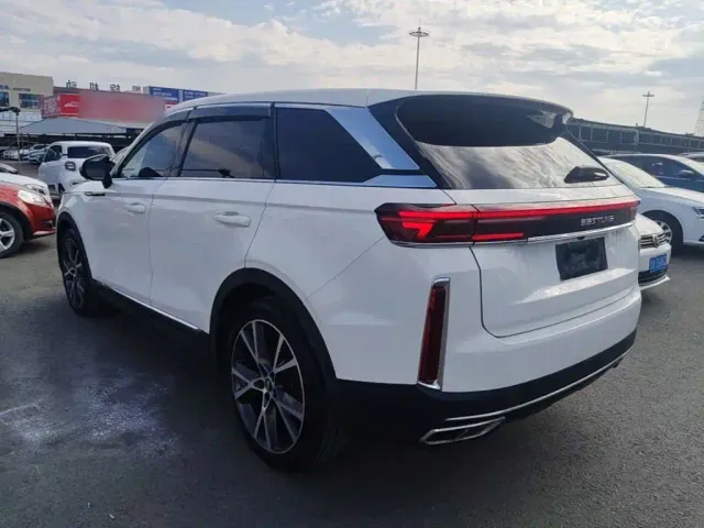 Bestune T99 — Фото автомобиля 4