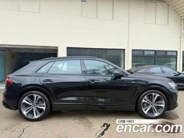 Audi Q8 4M — Фото автомобиля 2