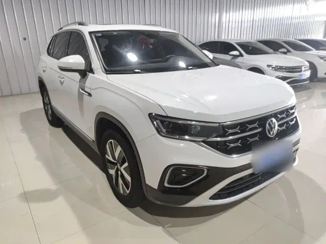 Volkswagen Tayron — Фото автомобиля 3