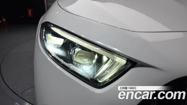 Mercedes-Benz CLS-Class — Фото автомобиля 21