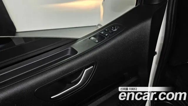 Hyundai Staria — Фото автомобиля 22