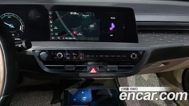 Kia K8 Hybrid — Фото автомобиля 19