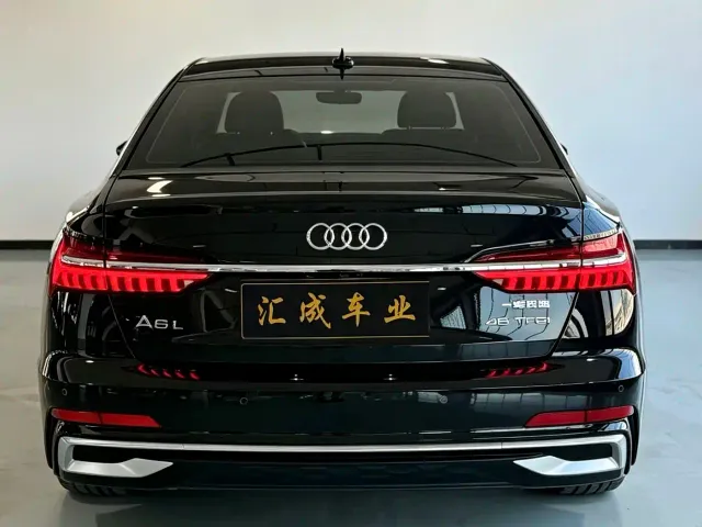 Audi A6L — Фото автомобиля 9