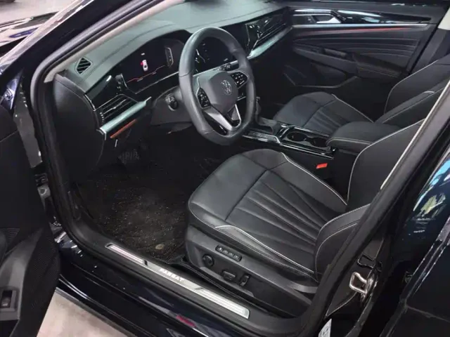 Volkswagen Passat — Фото автомобиля 9