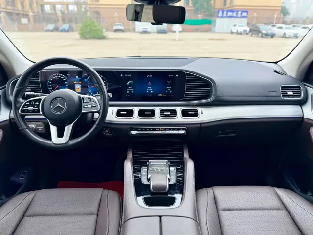 Mercedes-Benz GLE-Class — Фото автомобиля 7