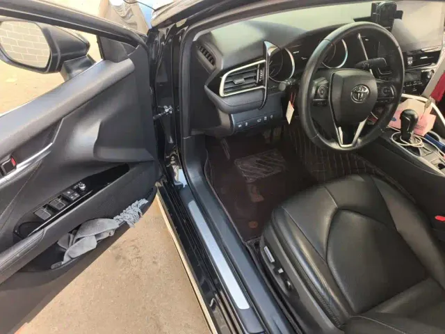 Toyota Camry — Фото автомобиля 12