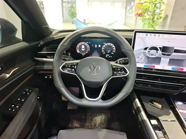 Volkswagen Passat — Фото автомобиля 10
