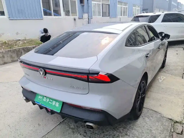 Changan UNI-V — Фото автомобиля 6