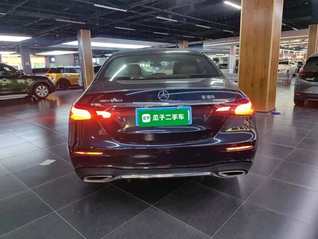 Mercedes-Benz E-Class — Фото автомобиля 5