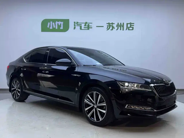 Skoda Superb — Фото автомобиля 3