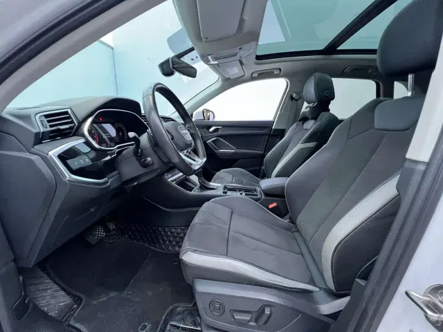Audi Q3 — Фото автомобиля 11