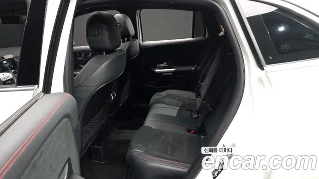 Mercedes-Benz GLA-Class H247 — Фото автомобиля 12