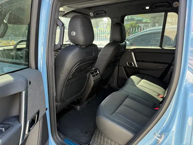 iCAR V27 — Фото автомобиля 8