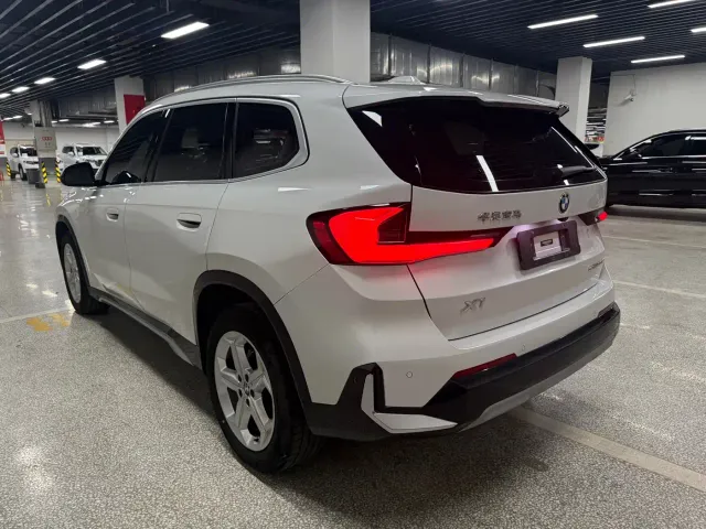 BMW X1 — Фото автомобиля 15