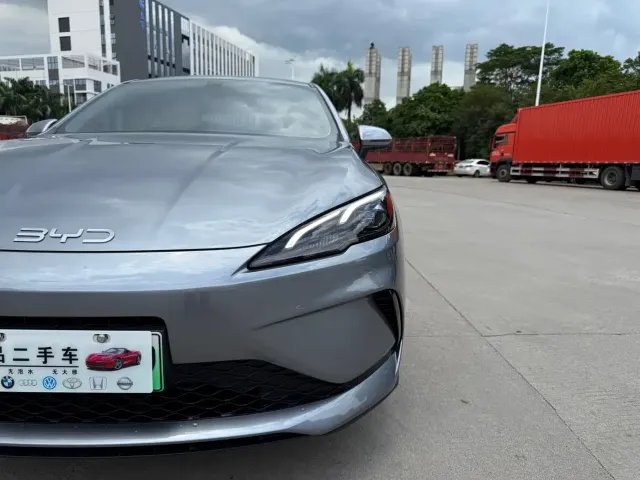 BYD Seal 05 DM-i — Фото автомобиля 10