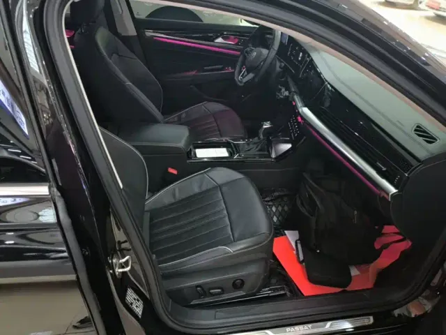 Volkswagen Passat — Фото автомобиля 19
