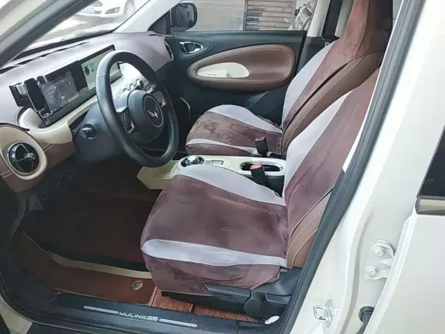 Wuling Bingo — Фото автомобиля 10
