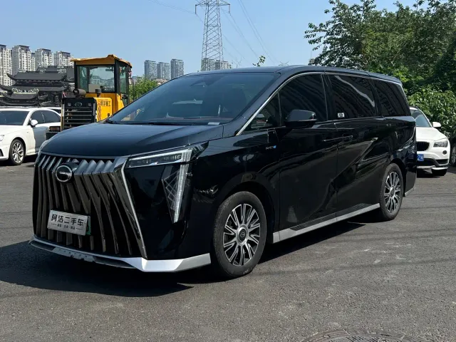 Фотография автомобиля — GAC Trumpchi E9
