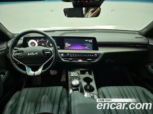 Kia K8 — Фото автомобиля 8