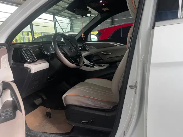 BYD Song Pro — Фото автомобиля 4
