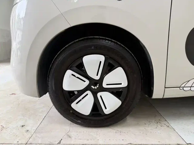 Wuling Hongguang Mini EV — Фото автомобиля 22