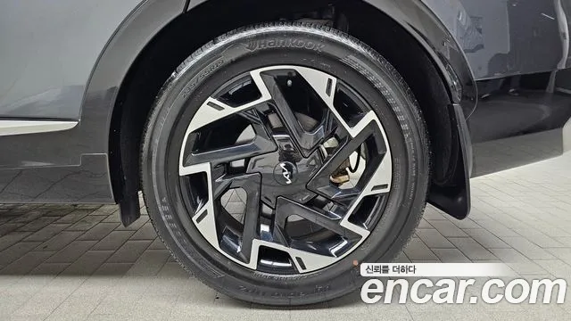 Kia Sportage Sportage 5-е поколение Бензин 1.6 турбо 2WD — Фото автомобиля 21