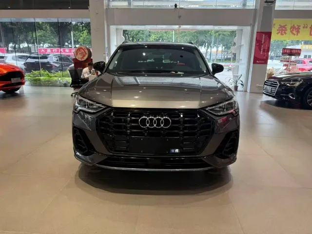 Audi Q3 — Фото автомобиля 2