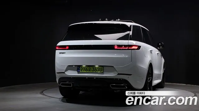 Land Rover Range Rover Sport — Фото автомобиля 4