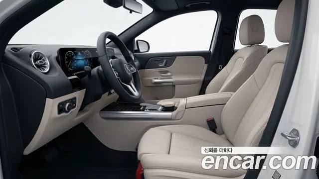 Mercedes-Benz EQA — Фото автомобиля 10