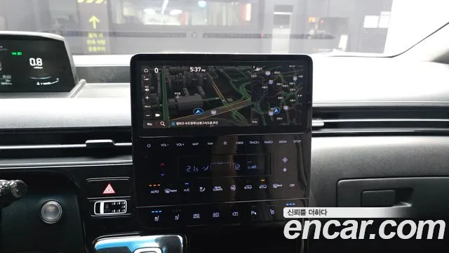 Hyundai Staria Staria 4WD Lounge 9 мест — Фото автомобиля 15