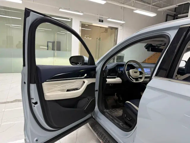 Geely Xingyue L — Фото автомобиля 8