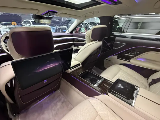 Hongqi Guoya — Фото автомобиля 28
