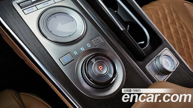 Genesis GV80 2.5T Бензин AWD — Фото автомобиля 9