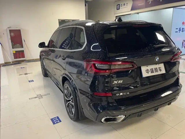 BMW X5 — Фото автомобиля 5