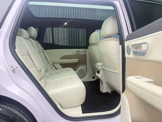 Toyota BoZhi 3X — Фото автомобиля 15