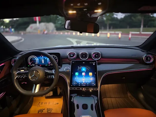 Mercedes-Benz C-Class — Фото автомобиля 7