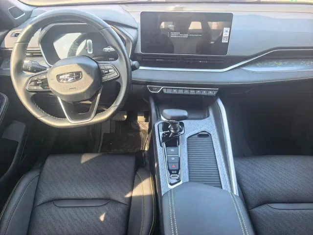 Geely Xingrui — Фото автомобиля 5