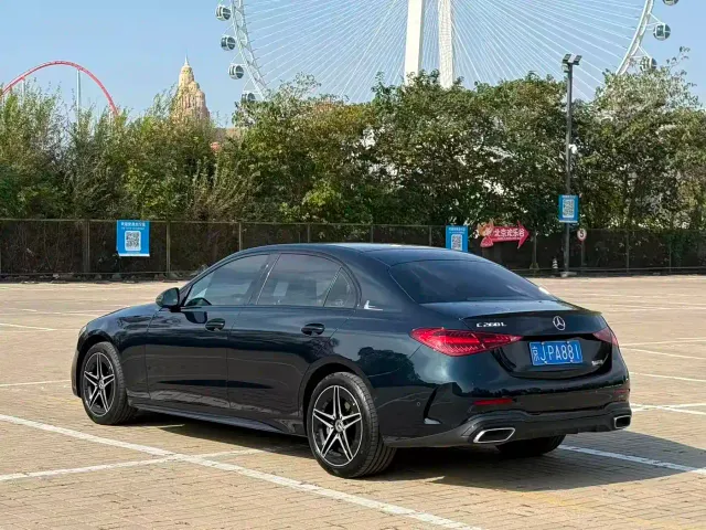 Mercedes-Benz C-Class — Фото автомобиля 4