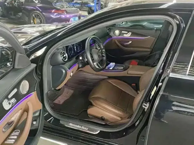 Mercedes-Benz E-Class — Фото автомобиля 7