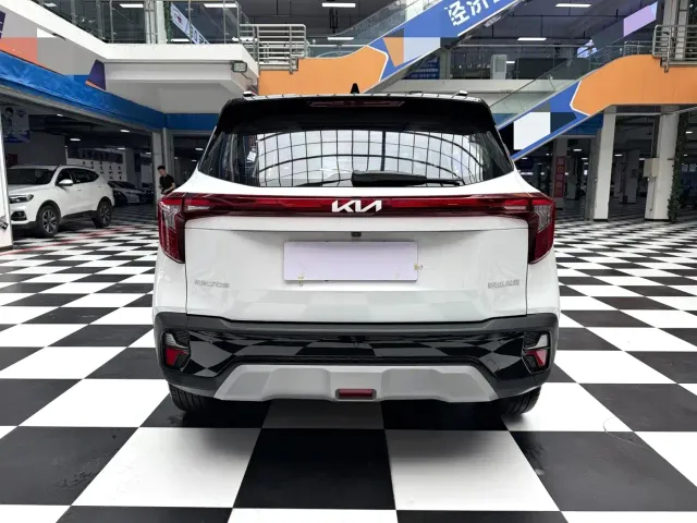 Kia Seltos — Фото автомобиля 18