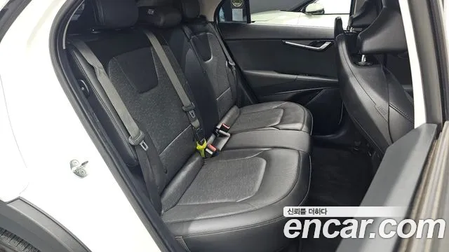 Kia Niro Niro (New) — Фото автомобиля 11