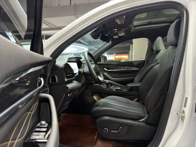 Geely Xingyue L — Фото автомобиля 7