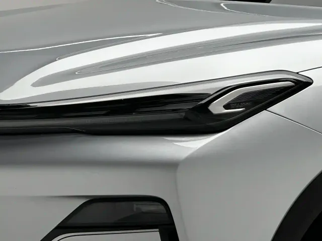 Geely Galaxy Starship 7 EM-i — Фото автомобиля 22